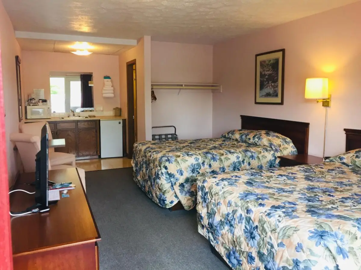 Mountain Country Motor Inn 6